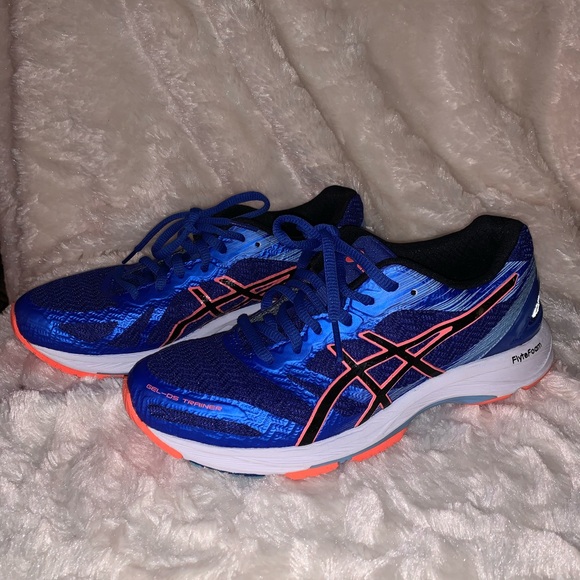 asics gel ds trainer 22